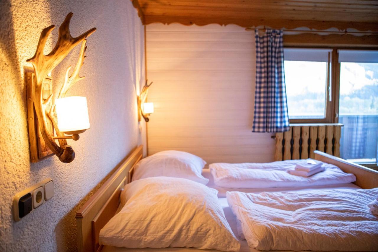 Hotel Wildrose Neukirchen am Großvenediger Εξωτερικό φωτογραφία